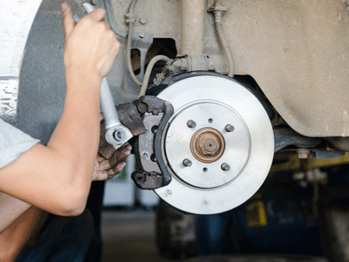 Brake repairs in Deux-Sevres